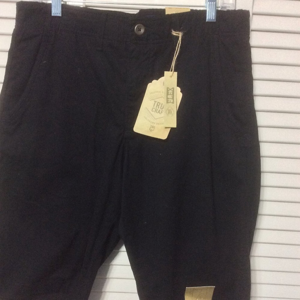 True Craft Men's Shorts NWT